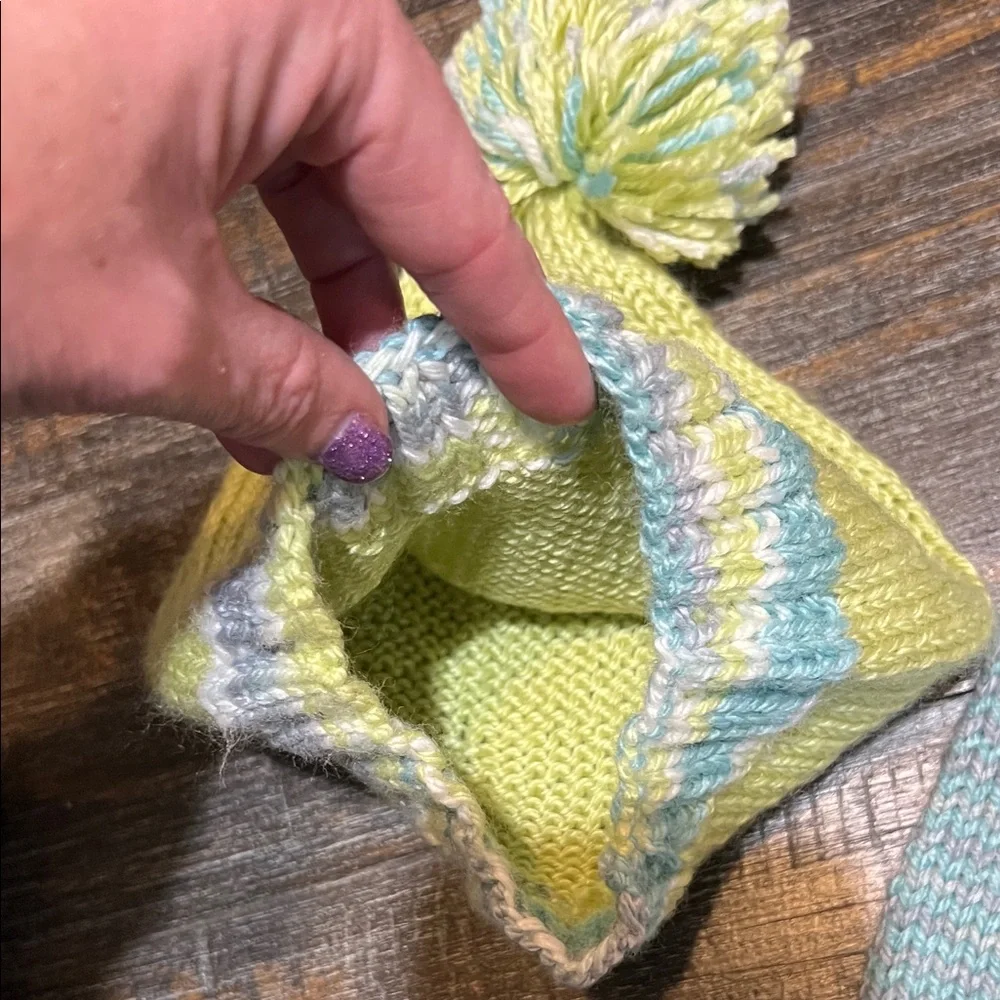 Cozy Knit Hat and Pants Set for Kids - Yellow and Blue
